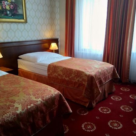 Hotel Kopernik 시에초시네크 외부 사진