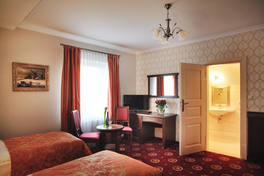 Hotel Kopernik 시에초시네크 객실 사진